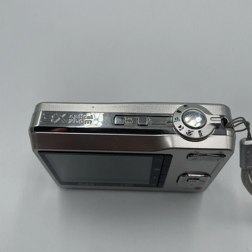Kodak EasyShare C180 Compact Digital Camera 10.2MP 3x Zoom 2.4